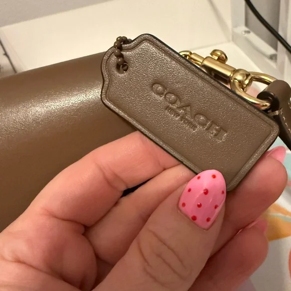 Coach Andrea Bag- Dark Stone - Picture 2 of 5